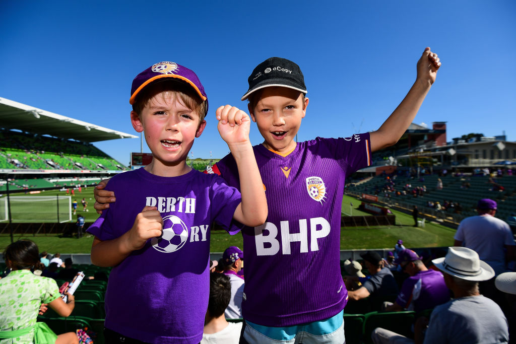 Young Perth Glory fans